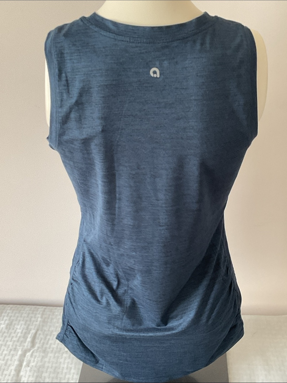 Hyba Ruched Side Tank Top - Picture 5 of 8